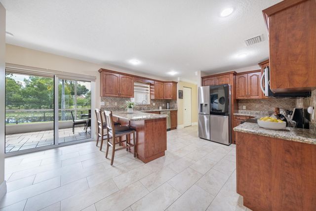1128 Hatteras Circle, Greenacres, FL 33413