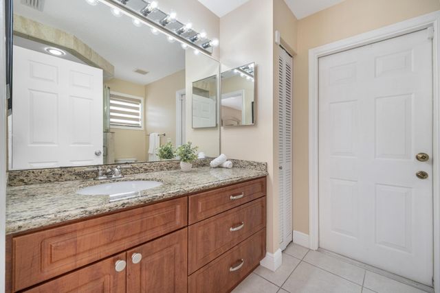 1128 Hatteras Circle, Greenacres, FL 33413