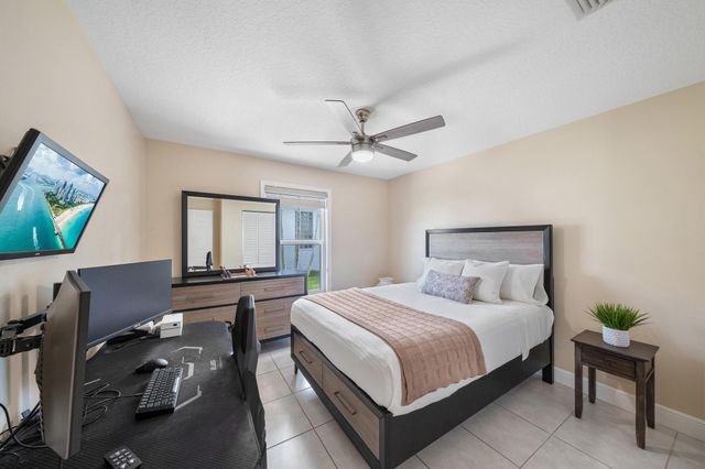 1128 Hatteras Circle, Greenacres, FL 33413