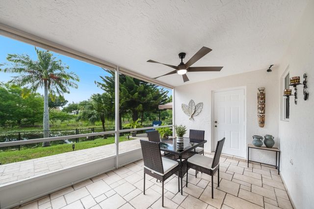 1128 Hatteras Circle, Greenacres, FL 33413