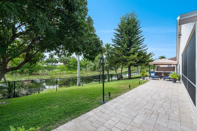 1128 Hatteras Circle, Greenacres, FL 33413