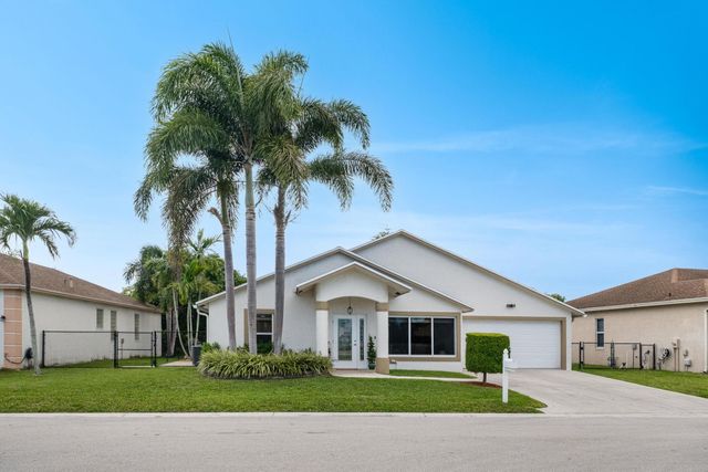 1128 Hatteras Circle, Greenacres, FL 33413