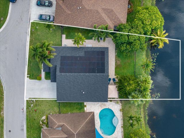 1128 Hatteras Circle, Greenacres, FL 33413