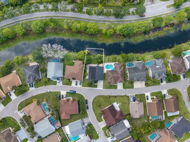 1128 Hatteras Circle, Greenacres, FL 33413