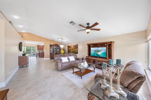 1128 Hatteras Circle, Greenacres, FL 33413