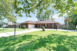 5419 W York St, Wichita, KS 67215