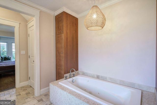 811 Verner Street NW, Atlanta, GA 30318