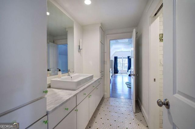 811 Verner Street NW, Atlanta, GA 30318