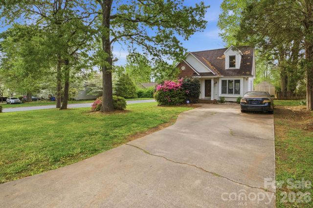1720 Hampshire Drive, Salisbury, NC 28146