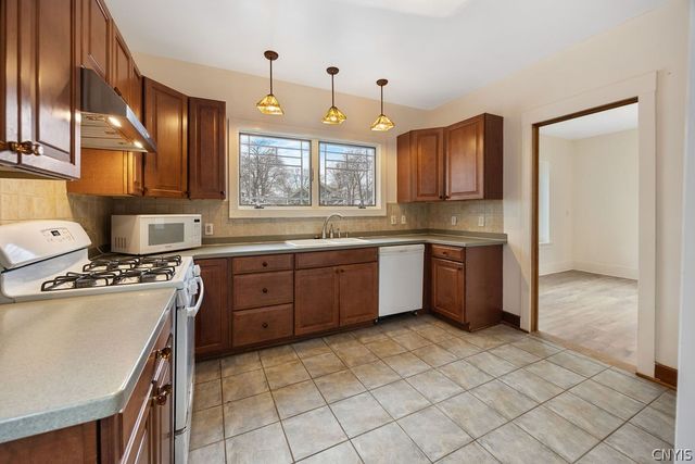140 Westminster Avenue, Syracuse, NY 13210