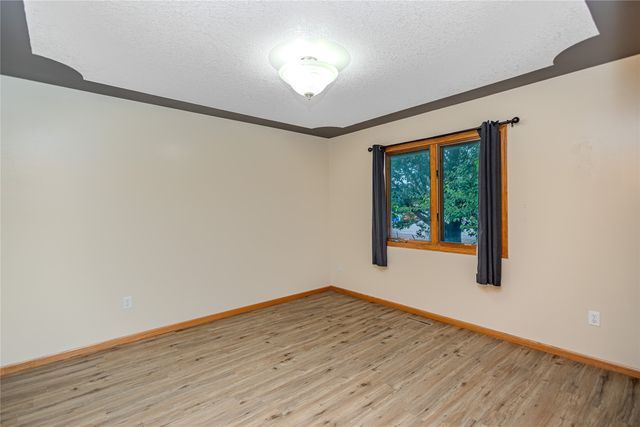 234 E Bundy Avenue, Des Moines, IA 50315