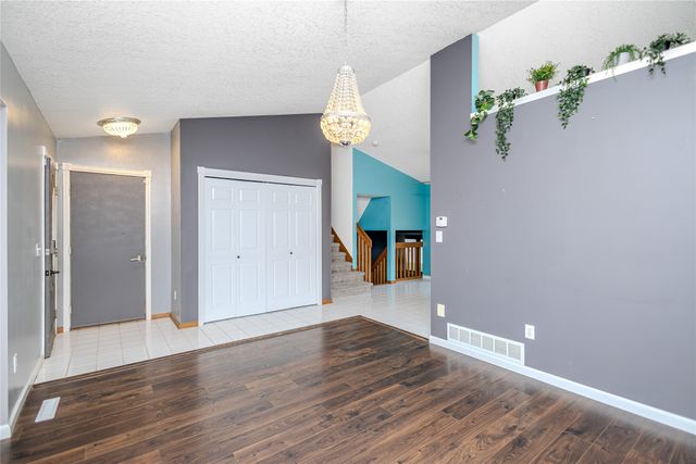 234 E Bundy Avenue, Des Moines, IA 50315
