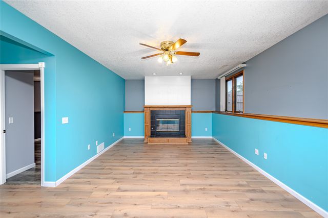 234 E Bundy Avenue, Des Moines, IA 50315
