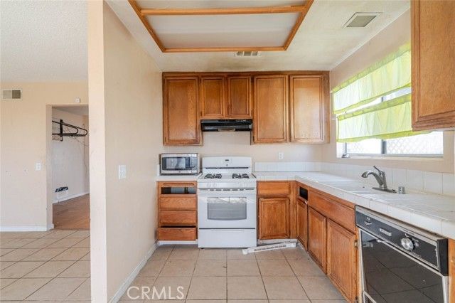 36620 Ramona Road, Palmdale, CA 93550