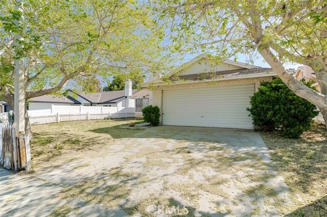 36620 Ramona Road, Palmdale, CA 93550