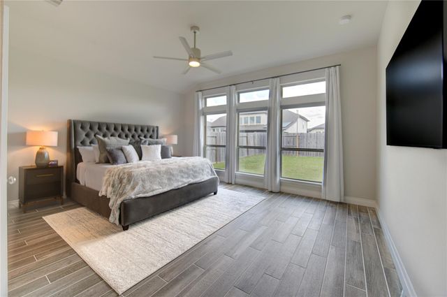 1930 Creekwood Cove, Missouri City, TX 77459