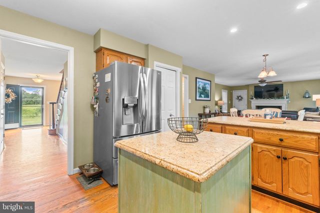 2713 UREY RD, White Hall, MD 21161