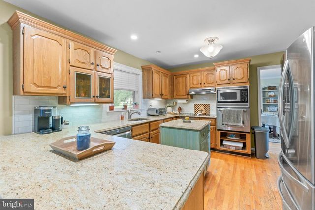2713 UREY RD, White Hall, MD 21161