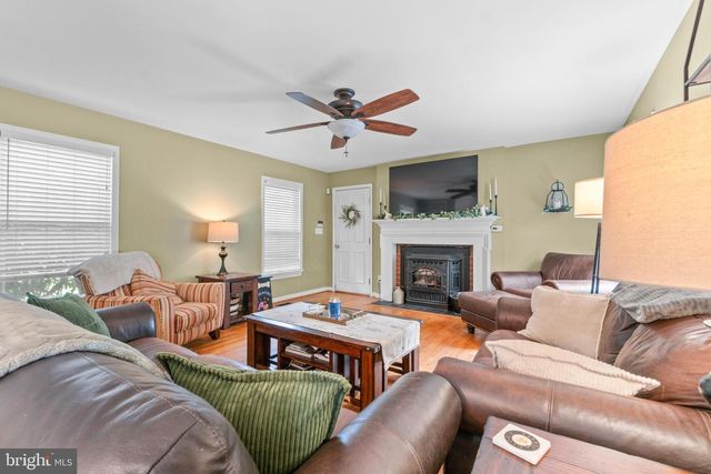 2713 UREY RD, White Hall, MD 21161