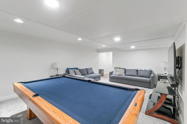 2713 UREY RD, White Hall, MD 21161