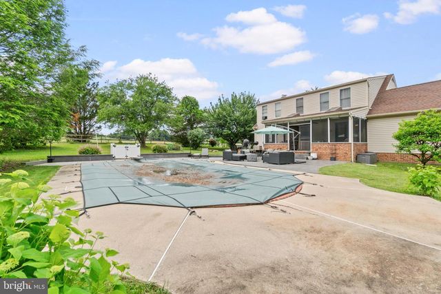 2713 UREY RD, White Hall, MD 21161