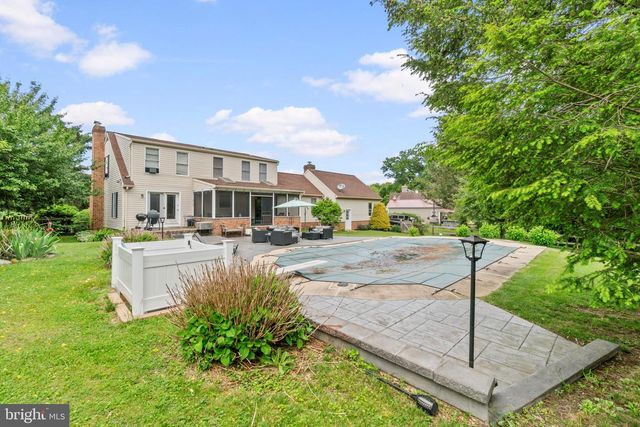 2713 UREY RD, White Hall, MD 21161