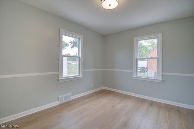 6969 Broadview Road, Seven Hills, OH 44131