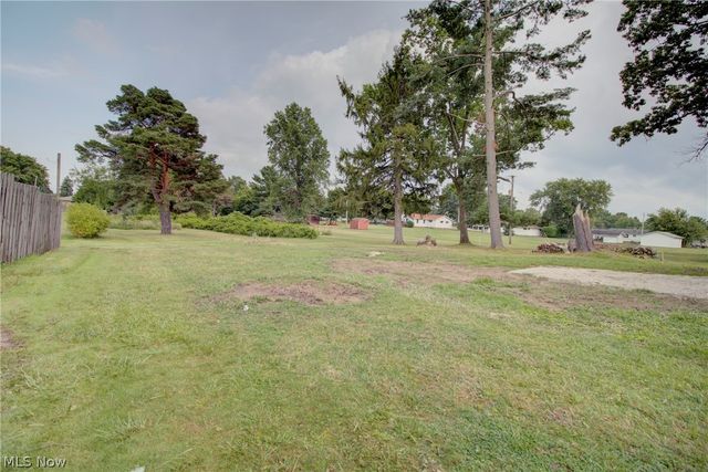 6969 Broadview Road, Seven Hills, OH 44131