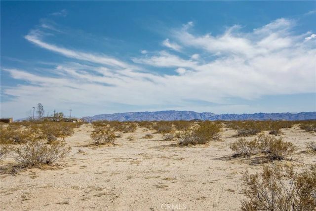 1300 Mt Shasta, Joshua Tree, CA 92252