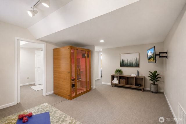 13807 69th Avenue Ct E, Puyallup, WA 98373