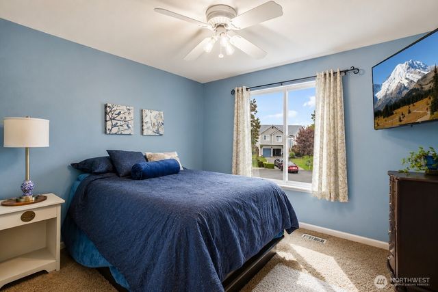 13807 69th Avenue Ct E, Puyallup, WA 98373