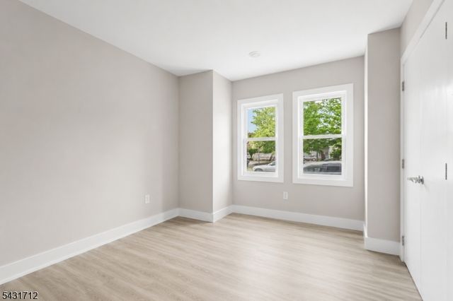654 S 12Th St, Newark City, NJ 07103