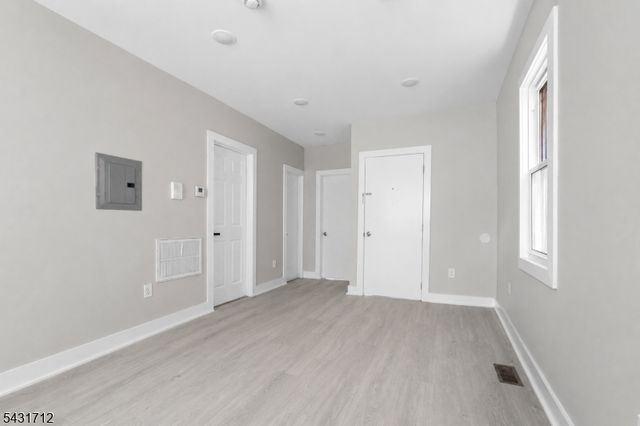 654 S 12Th St, Newark City, NJ 07103
