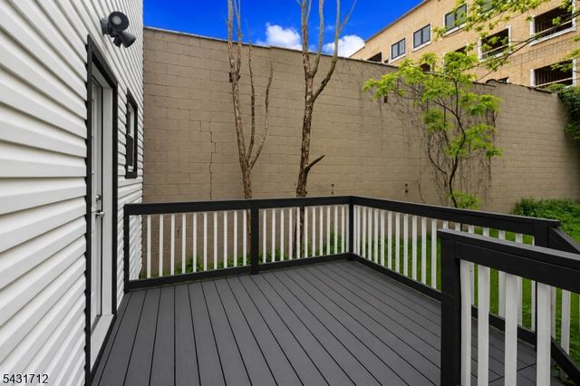 654 S 12Th St, Newark City, NJ 07103