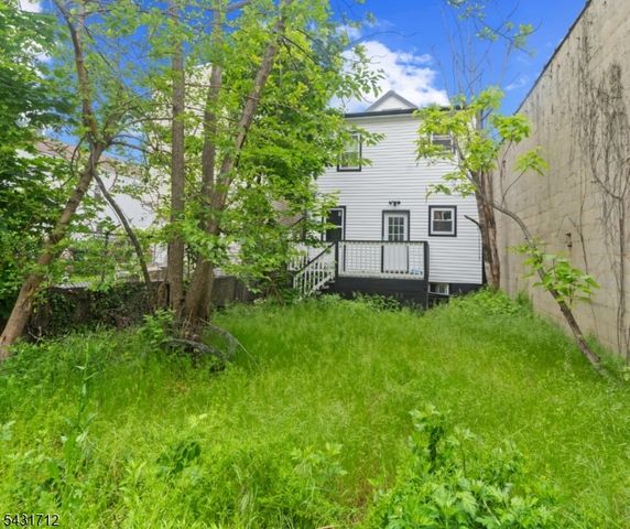 654 S 12Th St, Newark City, NJ 07103