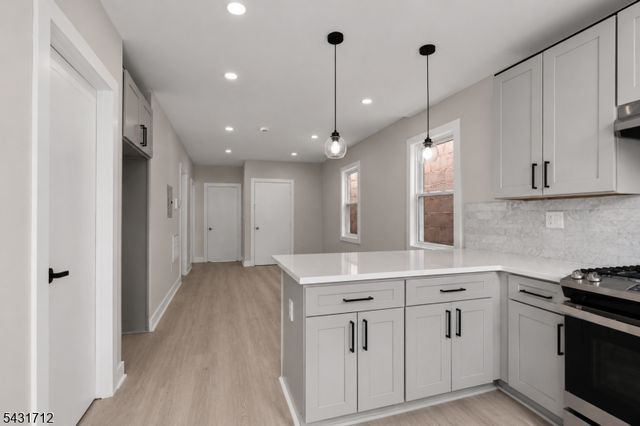 654 S 12Th St, Newark City, NJ 07103
