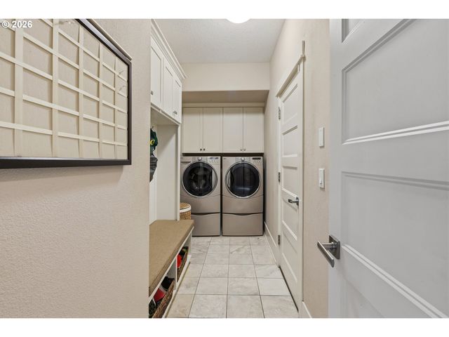 1978 FURLONG Ct, West Linn, OR 97068