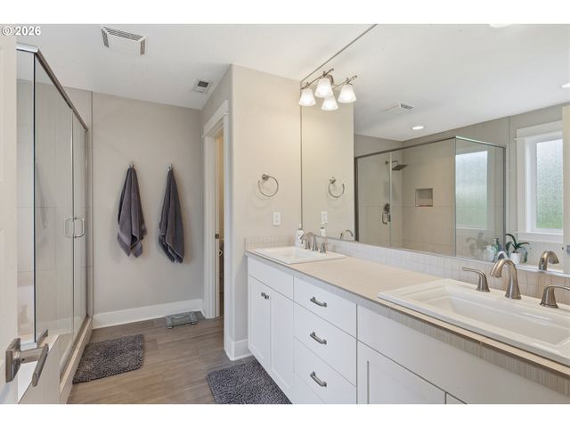 1978 FURLONG Ct, West Linn, OR 97068
