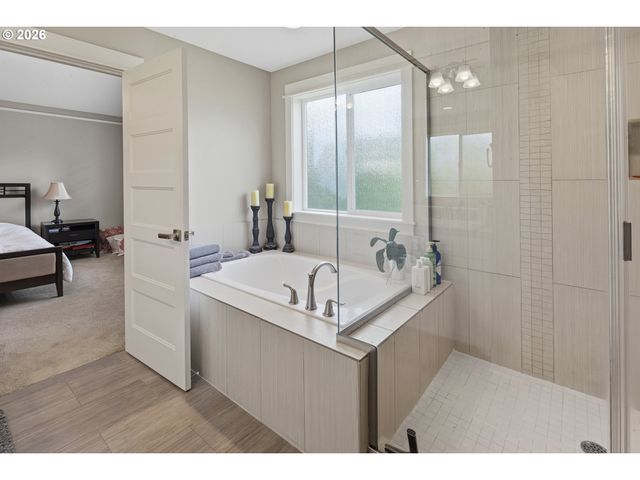 1978 FURLONG Ct, West Linn, OR 97068
