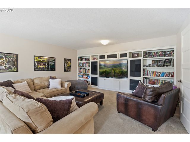 1978 FURLONG Ct, West Linn, OR 97068