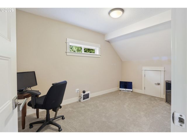 1978 FURLONG Ct, West Linn, OR 97068