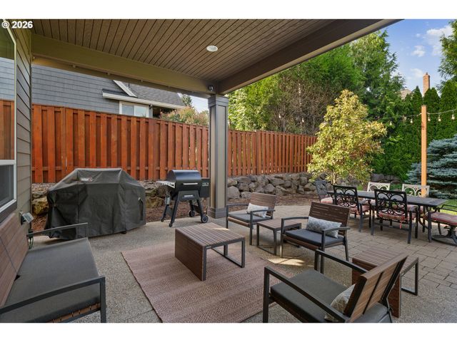 1978 FURLONG Ct, West Linn, OR 97068