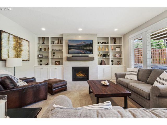 1978 FURLONG Ct, West Linn, OR 97068