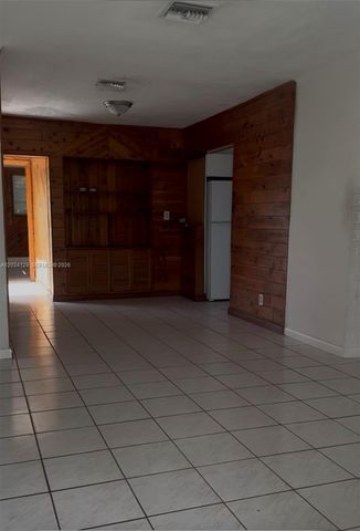 6732 Atlanta Street, Hollywood, FL 33024