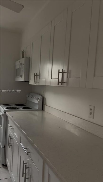 6732 Atlanta Street, Hollywood, FL 33024
