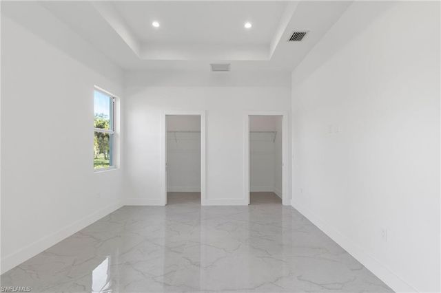 1081 Desoto BLVD S, Naples, FL 34117