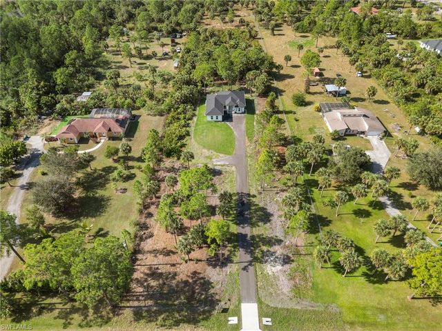 1081 Desoto BLVD S, Naples, FL 34117