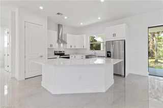 1081 Desoto BLVD S, Naples, FL 34117