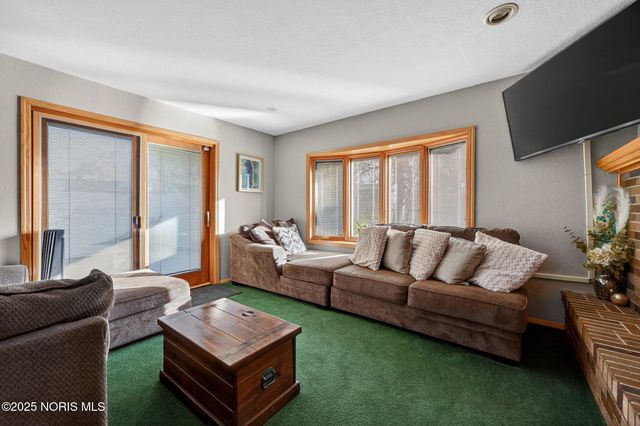 4035 Greencrest Lane, Toledo, OH 43614