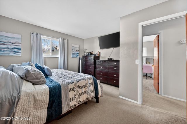 4035 Greencrest Lane, Toledo, OH 43614